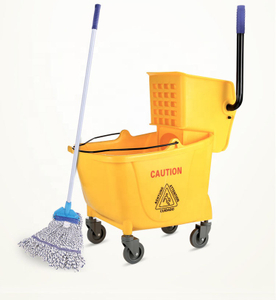 32QT Wholesale Wheeled Mop Bucket With Wringer For Hotel Plastic Cleaning Mop Wringer